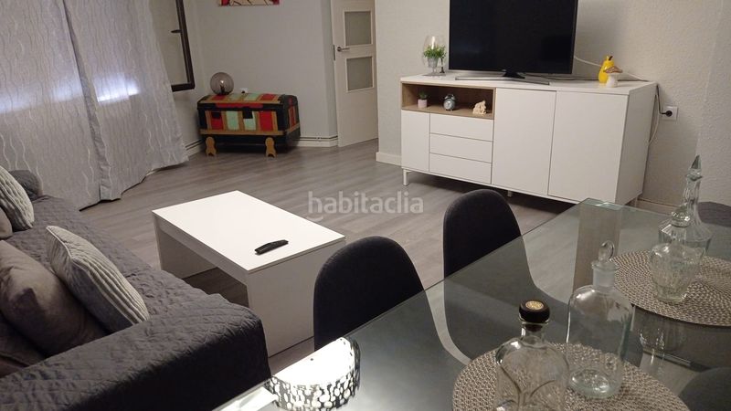Foto b5a8b691-5c5e-46a3-83be-0b21d4dfca94. Pis amb calefacció a Monzón