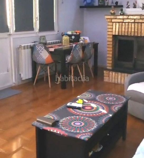 Foto 6cfcf6c2-685f-4d9e-bd16-c47177d9fa0a. Casa aparellada a Azlor