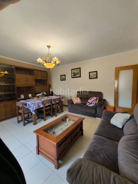 Foto e54a8c05-eb8b-4197-9cfd-c39e0627d281. Masia amb calefacció aparcament a Binaced
