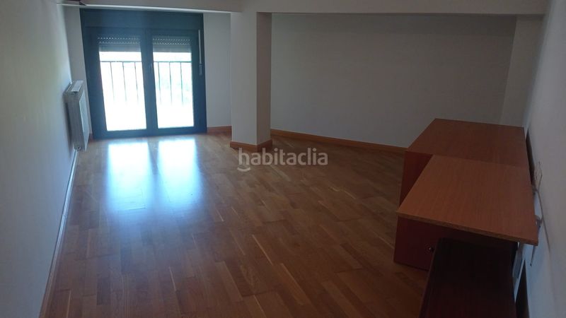 Foto f88d2dd3-c192-482b-8d2e-244243815321. Pis amb calefacció a Monzón