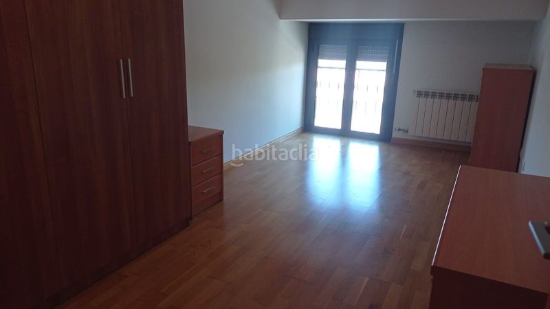 Foto fd9fb24c-b9e6-48c4-ad78-ee530328f993. Pis amb calefacció a Monzón