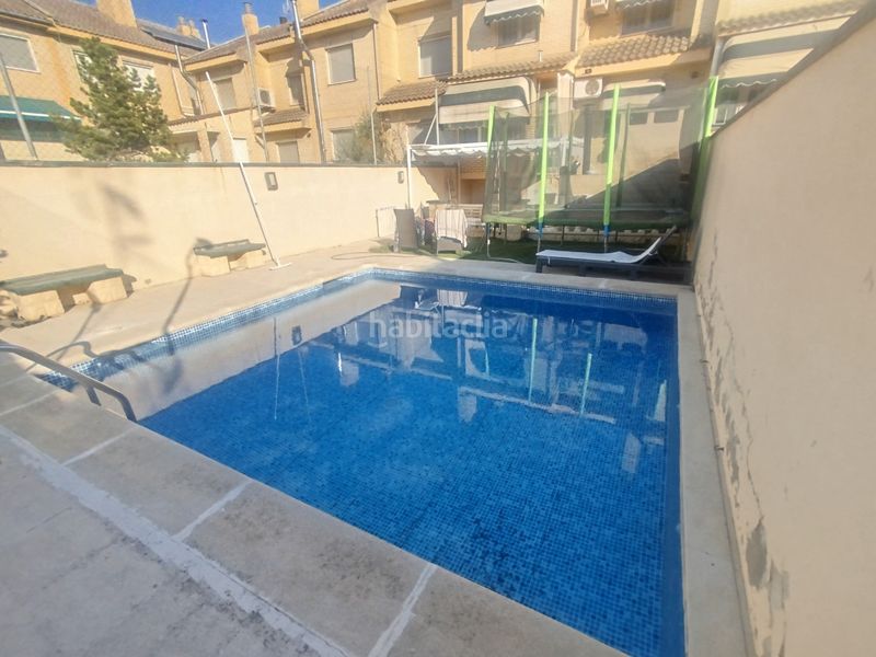 Foto f8401b76-09ba-4e63-9a31-eb8aec17f925. Casa adossada amb calefacció aparcament piscina a Binéfar