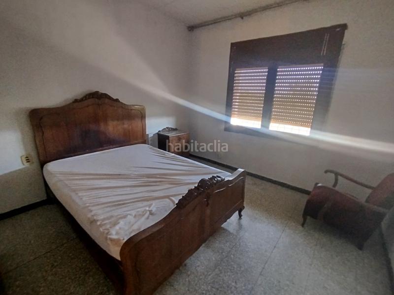 Foto b39b2638-e424-464e-a103-581834387e1c. Masia amb aparcament a Altorricón