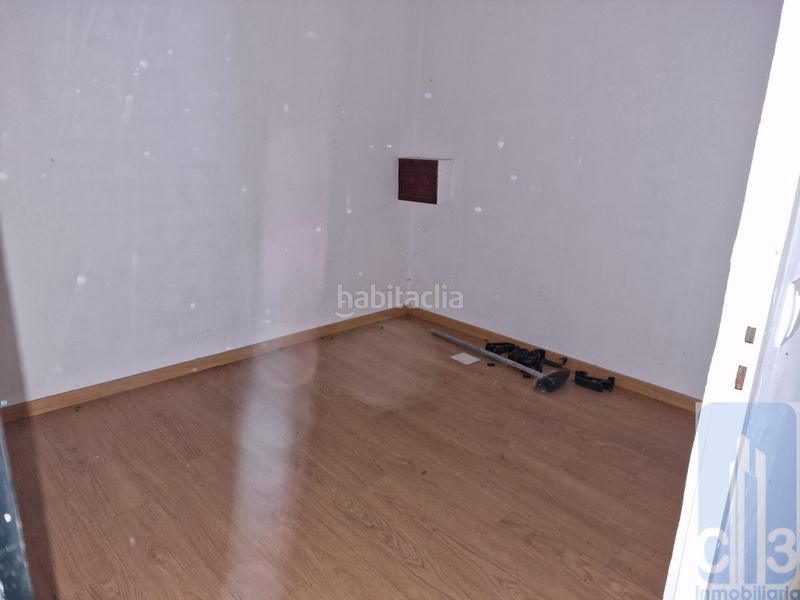 Foto 4b8bcc2e-99fa-48b2-97e6-89a8ec291407. Local comercial a Monzón