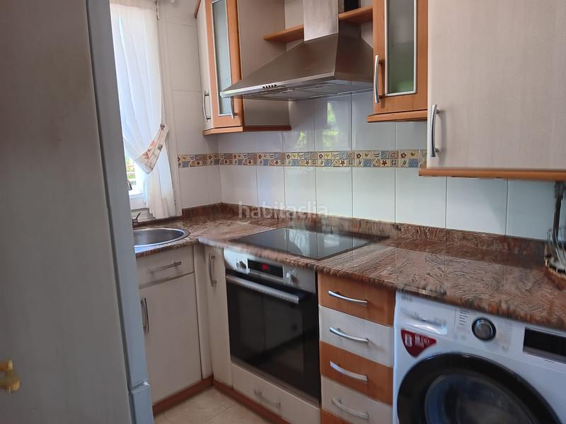 Foto 54d54ec8-303d-43b6-b3af-57e0d1c095f3. Alquiler piso en Playa Ostende Castro - Urdiales