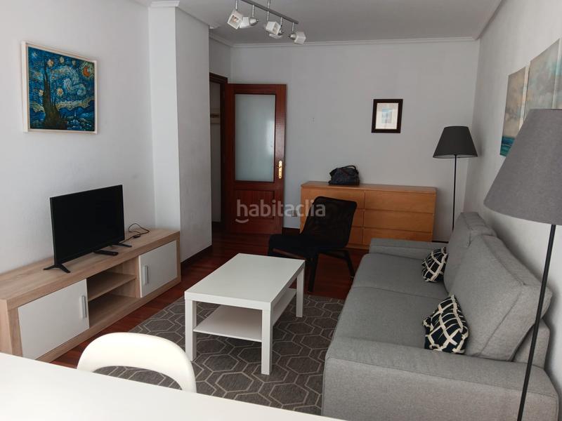 Foto 234c52b7-afb4-43b7-950f-7ab1da0a4e20. Rent flat in calle leonardo rucabado 26p in Centro Castro - Urdiales