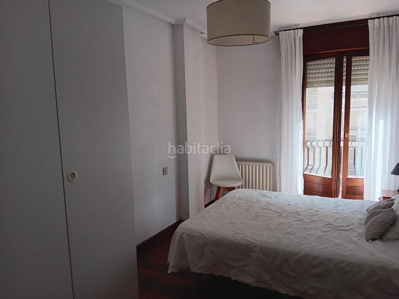 Foto b9432d8c-cbf2-4710-83c7-52f0690d6871. Rent flat in calle leonardo rucabado 26p in Centro Castro - Urdiales