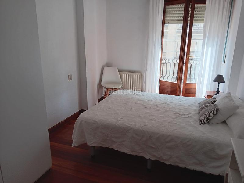 Foto 1465aa56-52b5-404c-a1a9-2bd982a5f158. Alquiler piso en calle leonardo rucabado 26p en Centro Castro - Urdiales