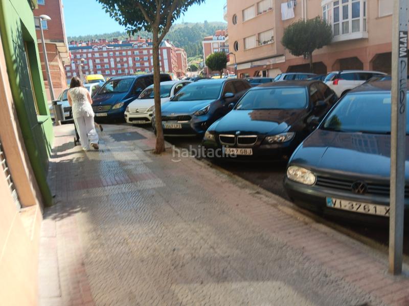 Foto c1ab2055-2363-454a-acc7-7aebee198f26. Miete geschäftsraum in calle venancio bosco 6 in Centro Castro - Urdiales