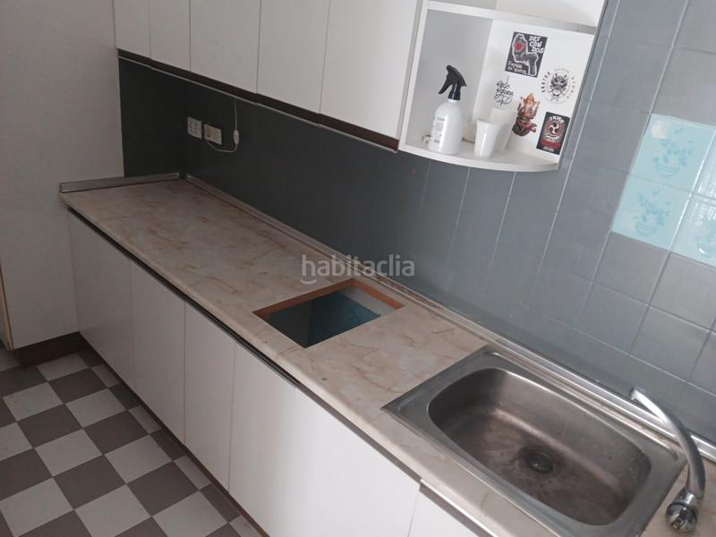 Foto f8b18f54-ff85-4543-b18e-8175be0cf935. Miete geschäftsraum in calle venancio bosco 6 in Centro Castro - Urdiales