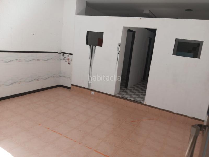Foto 65081cc8-6826-4f36-9b1d-4026fa6e42ab. Lloguer local comercial a calle venancio bosco 6 a Castro - Urdiales