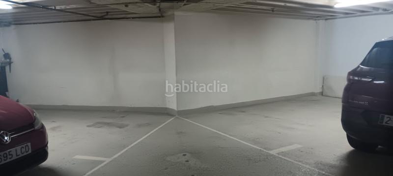 Foto 2d35f6e2-9bb9-4131-beb6-6bb07c617b43. Parking coche en calle santander 12 en Centro Castro - Urdiales