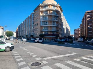 Parking coche en Calle santander 12