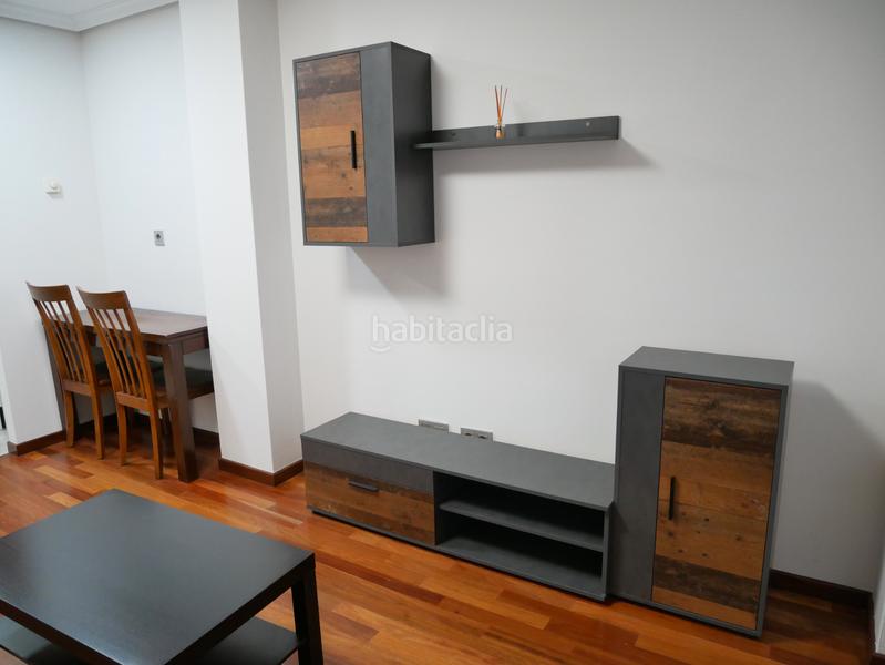 Foto 26c61490-fdd4-49f5-b151-c27899c04707. Appartement in avenida de pando 9 in Milán - Pumarín Oviedo