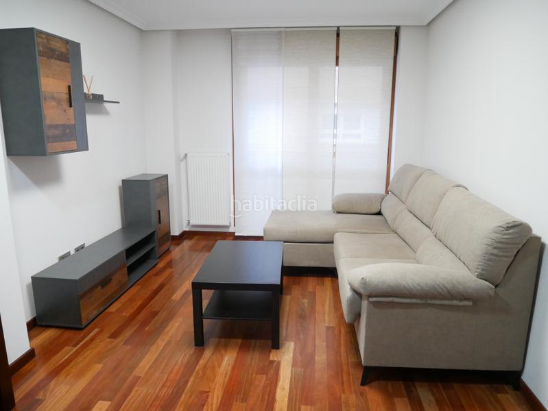 Foto 4a9ae7f7-c7de-45b5-92e3-d054c40ccda0. Appartement in avenida de pando 9 in Milán - Pumarín Oviedo