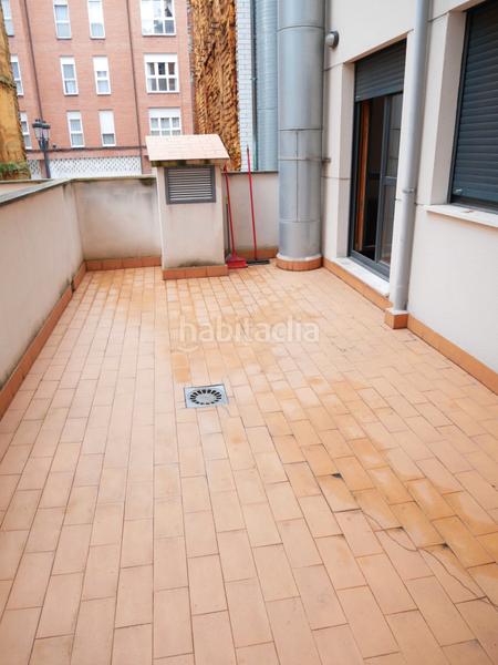 Foto e6a371b7-ea5e-4650-a123-8e1aaad2f570. Appartement in avenida de pando 9 in Milán - Pumarín Oviedo