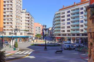 Local Comercial a Oviedo - calle sacramento 18. Renta mensual superior a 900