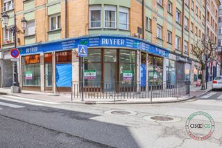 Local Comercial a Oviedo - avenida pando 27. oviedo 27. Un local con historia, visibilidad y gran potencial!