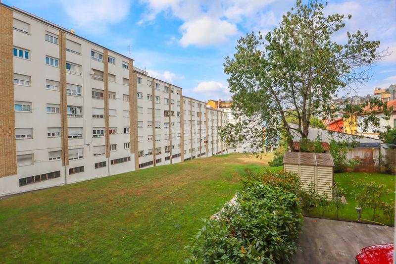 Foto 3d492507-a8ef-4373-9434-811d2caac591. Miete geschäftsraum in Oviedo - san pedro mestallón 11 in Oviedo