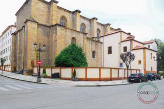 Local Comercial en Oviedo - san pedro mestalln 11. A 5 minutos del ayuntamiento!!