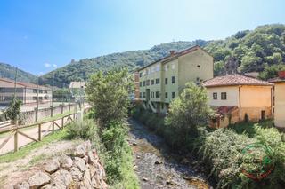 Edifici en Morcn - cl carretera general-la foz 23. Edificio en venta en la foz de morcn