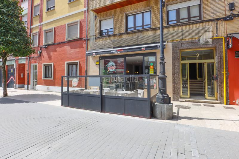 Foto b4ae0ea2-1e5d-4ccf-964e-85a2a5d191e7. Lloguer local comercial a Oviedo - calle fermín canella 9 a Oviedo