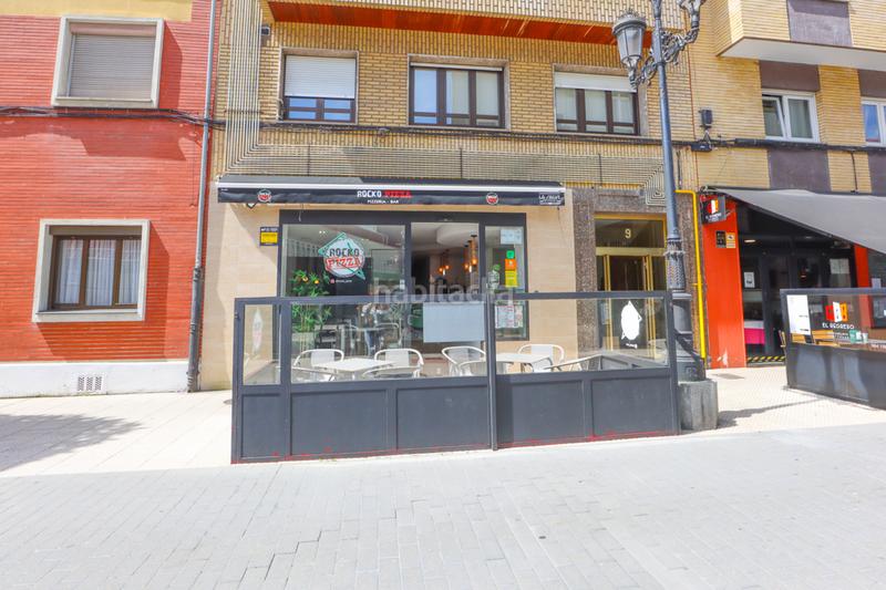 Foto b5db7260-a8cc-4f91-a16a-f6ddd392a83a. Lloguer local comercial a Oviedo - calle fermín canella 9 a Oviedo