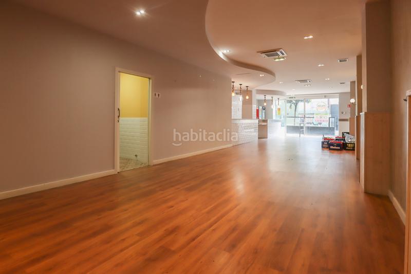 Foto 181f8124-ccaa-4da3-97a0-c3dfbbcfd7ac. Location local commercial dans Oviedo - calle fermín canella 9 dans Oviedo