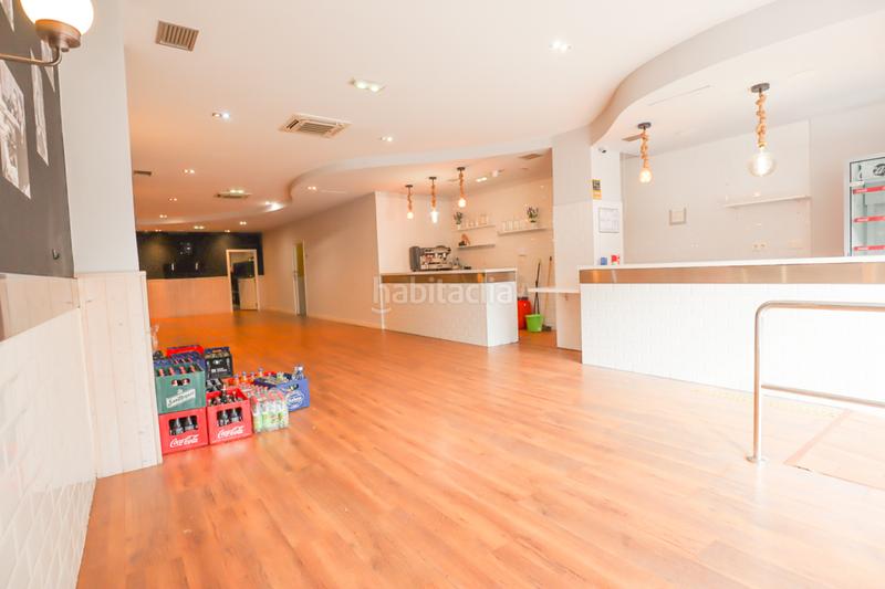 Foto d8f60f6f-791f-409a-be48-831c3892cc6b. Rent business premise in Oviedo - calle fermín canella 9 in Oviedo