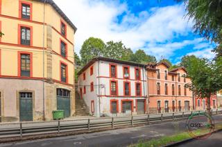 Appartement  Barrio cataluña 82. Piso con finca, terraza y garaje por solo 35.000eur en trubia ov