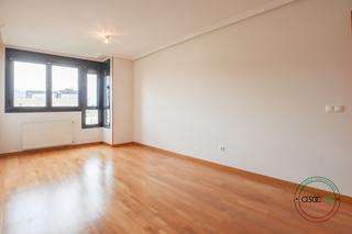 Appartement à Oviedo - calle san melchor garcía sampedro 55. Magnífico piso con vistas y ubicación inmejorable  189.000eur de