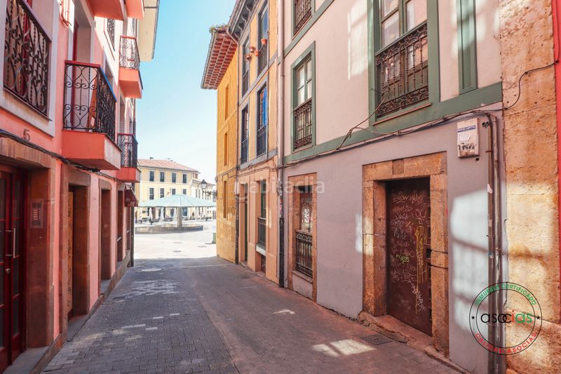 Foto 68bbdc8e-a0aa-40c7-9bdf-f5a930bfdd53. Edifici a Casco Histórico Oviedo