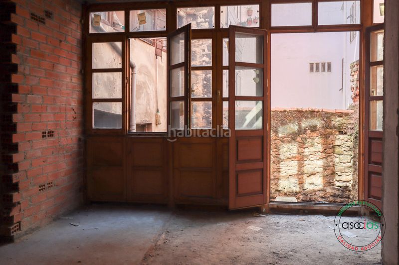 Foto dcfce5d9-769c-4d68-bf9f-e58155d28d53. Edifici a Casco Histórico Oviedo