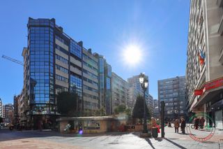 Pis a Oviedo - caveda 11. Vive oviedo desde las alturas  apartamento con vistas despejadas