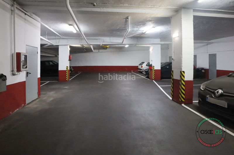 Foto b8fdf0e7-ffa9-4ab8-9874-064111b456d4. Pis amb calefacció aparcament a El Postigo Oviedo
