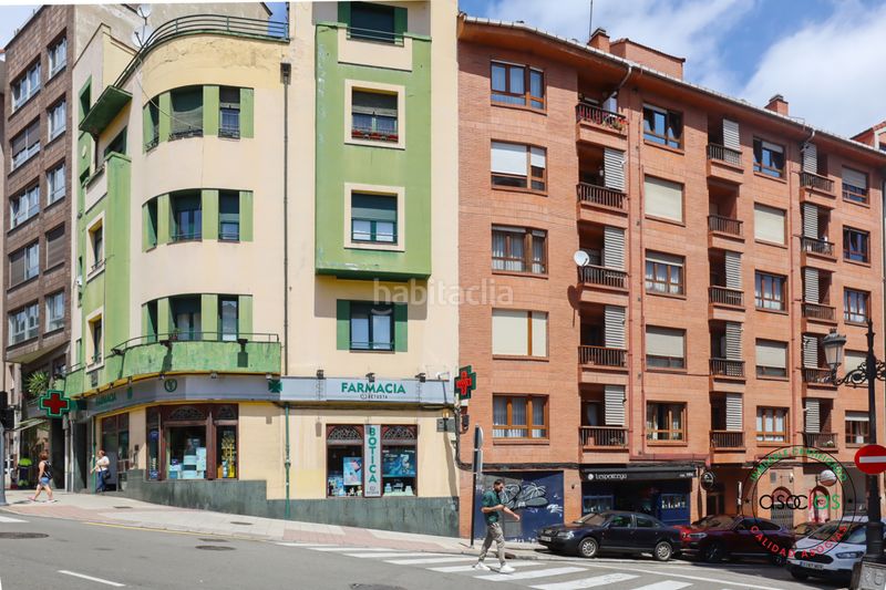 Foto c8af4cac-2c6e-4f1f-8f1a-ff86c4c31a31. Pis amb calefacció aparcament a El Postigo Oviedo