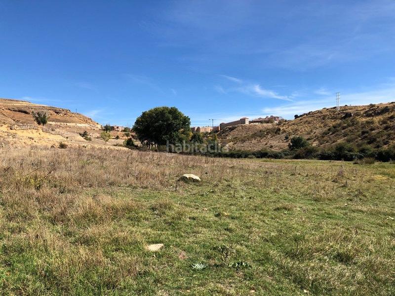 Foto 2106353d-fc76-4add-8e8c-31e72c8f7a19. Masía en El Cerro - Ctra. De San Rafael Segovia