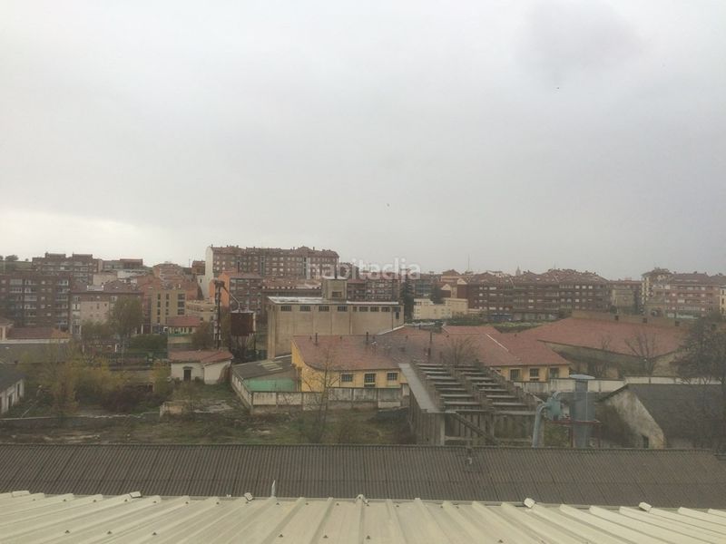 Foto 08e18db3-dd58-44c7-bd24-2036e2d73314. Nau industrial amb calefacció a El Cerro - Ctra. De San Rafael Segovia
