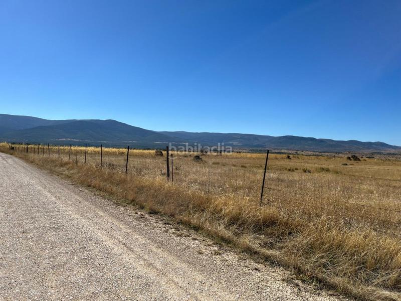 Foto e13b6fd8-44d1-4bf2-9711-823c7956d905. Residential plot in Pelayos del Arroyo