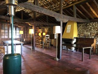 Pis a Torrecaballeros. Restaurante/vivienda en venta en torrecaballeros (segovia)

*