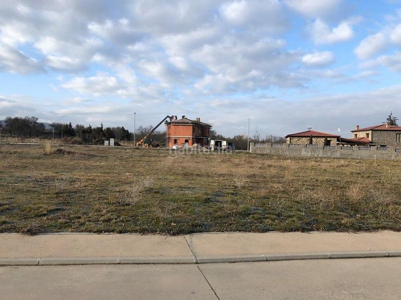 Foto c1f1f162-458d-410f-b872-634490390124. Residential plot in Pelayos del Arroyo