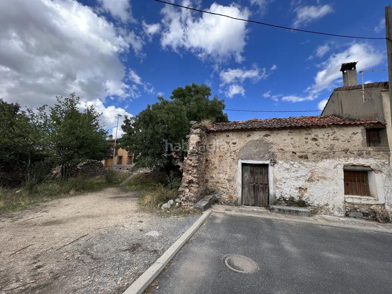 Foto d4e98915-f5c7-472b-b77c-886aba72cf49. House in Trescasas