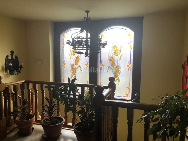 Foto 4839feac-428f-4d6a-aa03-589797f97db2. Edifici a Torrecaballeros