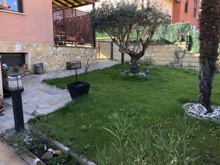 Maison jumelée à Palazuelos de Eresma. Chalet pareado en venta en carrascalejo  palazuelos de eresma se