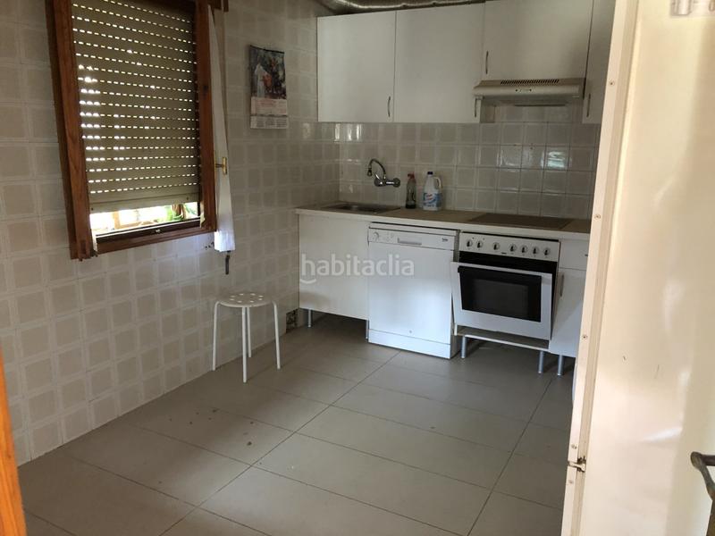 Foto 33e3f0b5-44d5-43b4-bde5-42e2b7ad7736. Chalet with heating parking in Lastrilla (La)