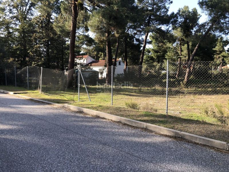 Foto bf2a2761-44e1-4713-a2f8-f02d5453bd97. Terreny residencial a Marugán