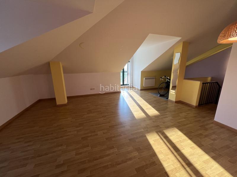 Foto 288c377c-e7bd-4a4a-a92e-732f7621029f. Duplex avec chauffage parking dans Torrecaballeros