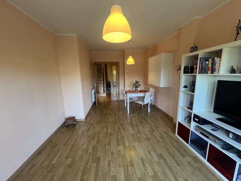 Foto 95ce4a5b-7e39-41b7-9d19-3ac4f30de268. Duplex avec chauffage parking dans Torrecaballeros