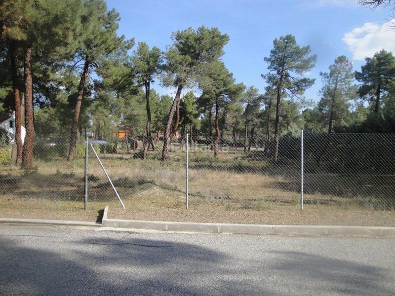 Foto 674fce27-43df-49db-8a00-339c0e410ae6. Terreno residencial en Marugán