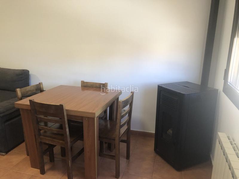 Foto 84415511-85d2-48b1-977b-252466a0cd55. Maison jumelée avec chauffage parking dans Roda de Eresma